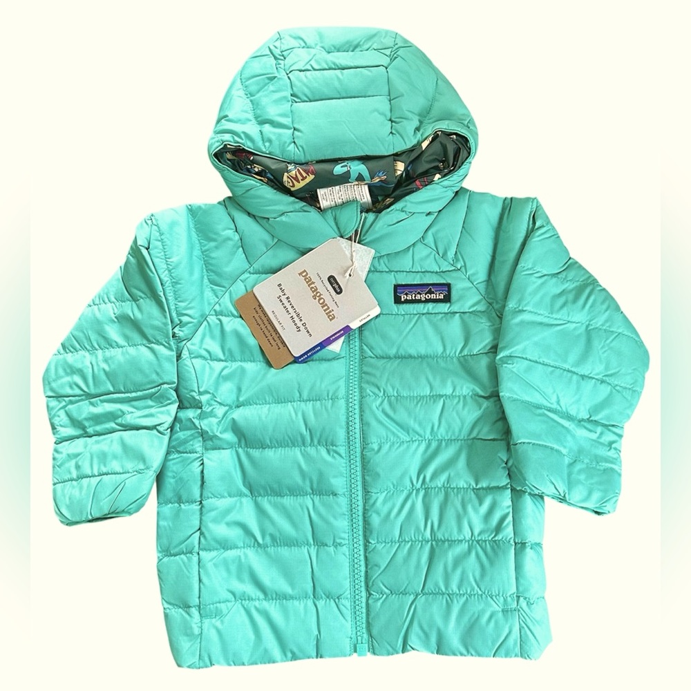 NWTs Patagonia Baby Reversible Down Sweater. 12-18M